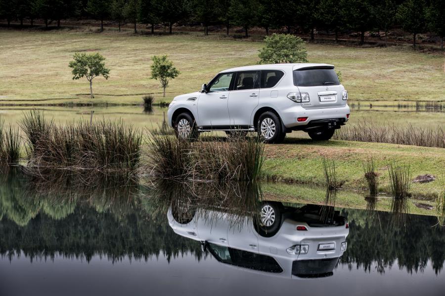  Nissan Patrol (Y62) 2017 года  (ZA) (фото 4 из 19)